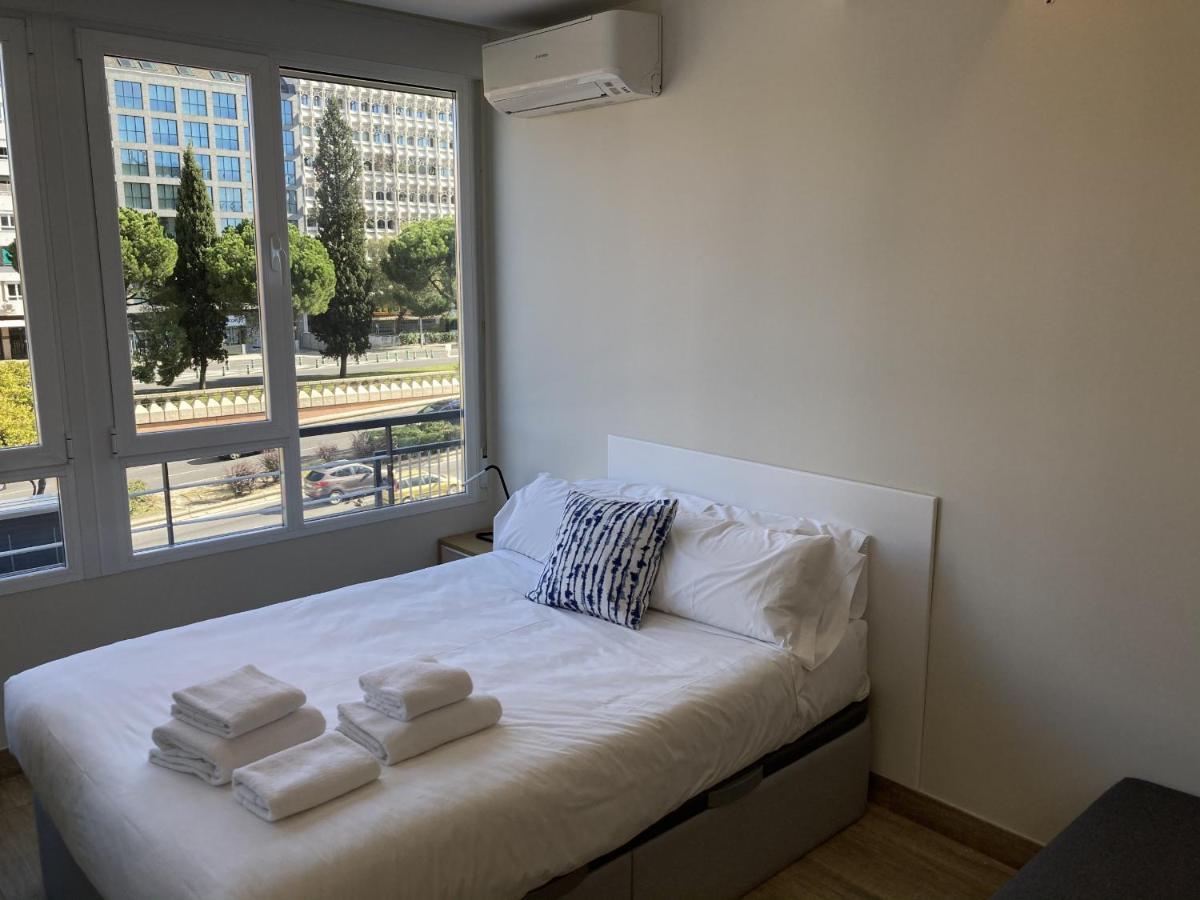 Castellana Skyline Madrid Apartments Exterior foto